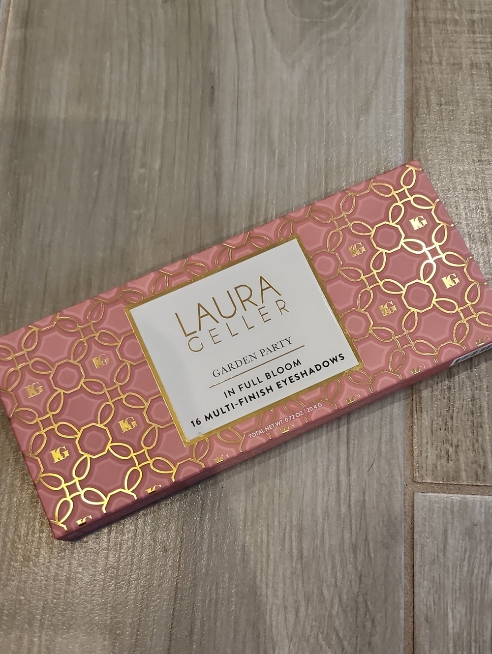 NWT Laura Geller 16 Multi Finish Eyeshadow Palette- Garden Party